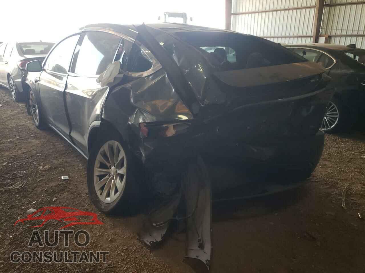 TESLA MODEL X 2017 - 5YJXCBE20HF041477