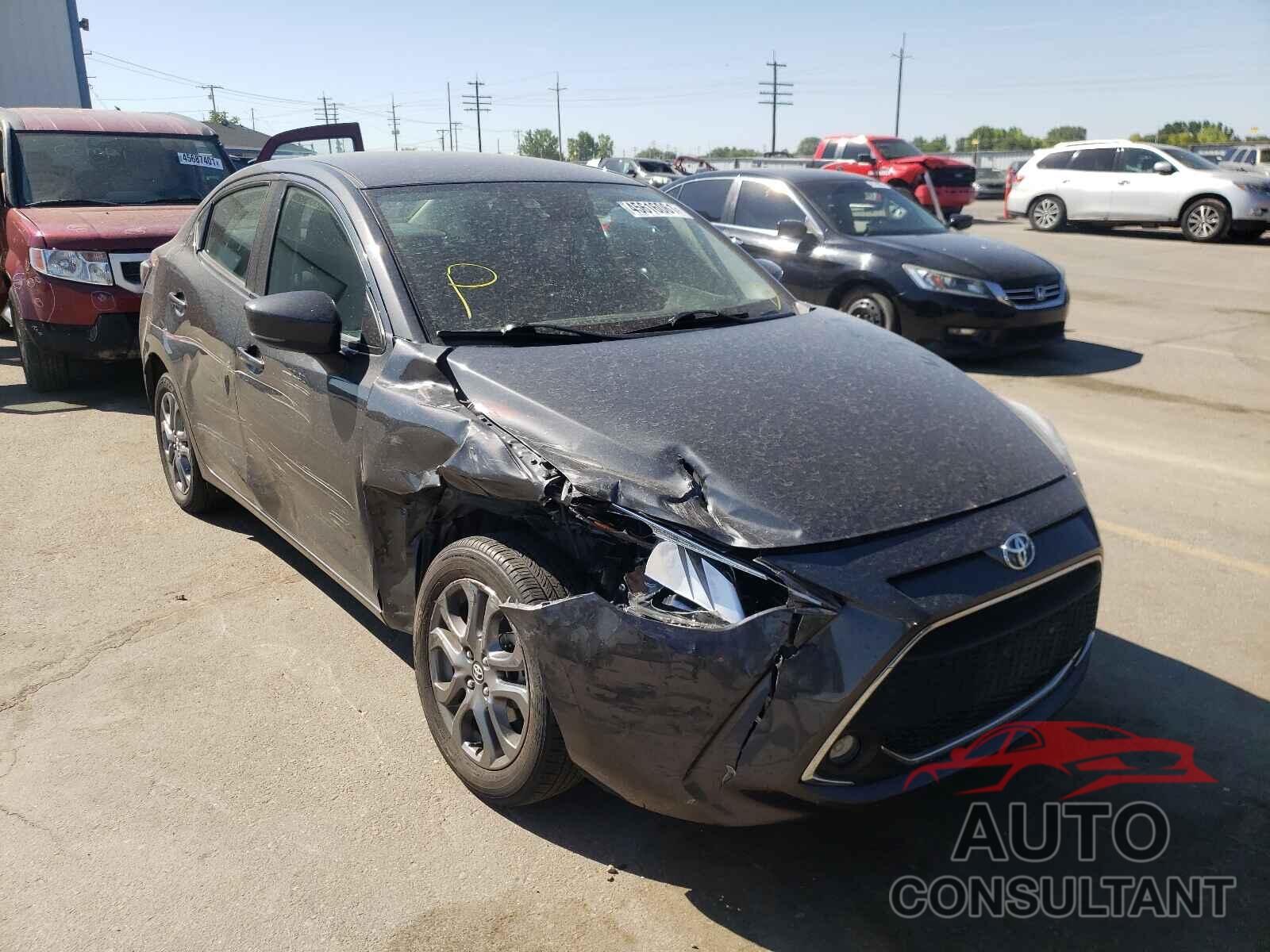 TOYOTA YARIS 2019 - 3MYDLBYV2KY513796