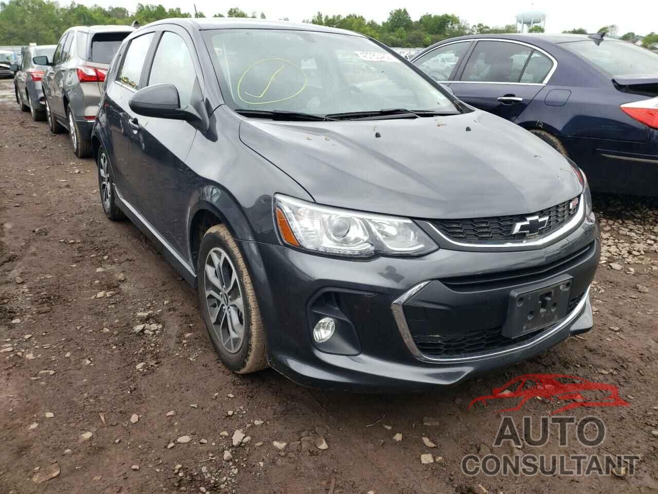 CHEVROLET SONIC 2019 - 1G1JD6SB2K4139805