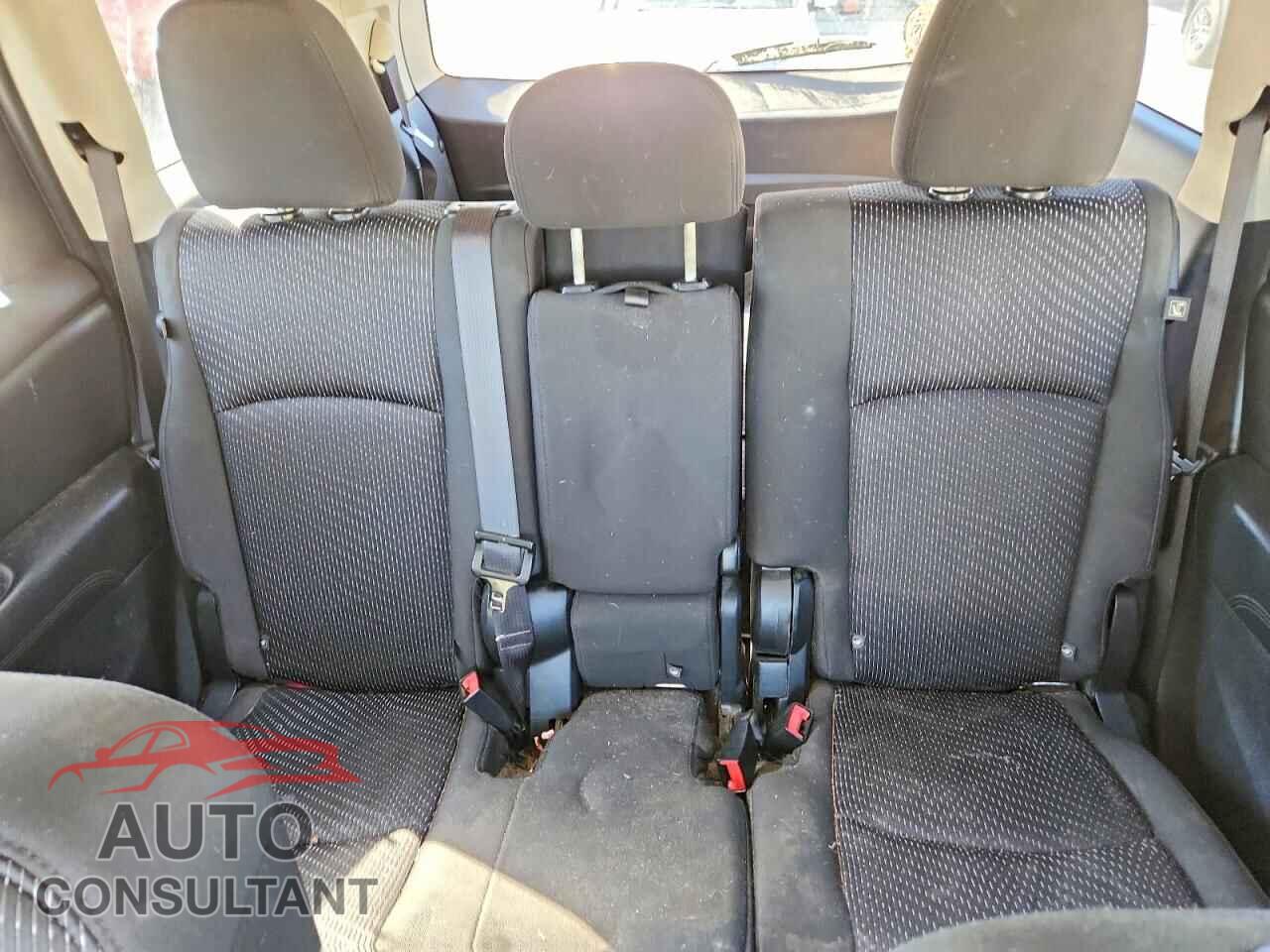 DODGE JOURNEY 2015 - 3C4PDCBB0FT723183