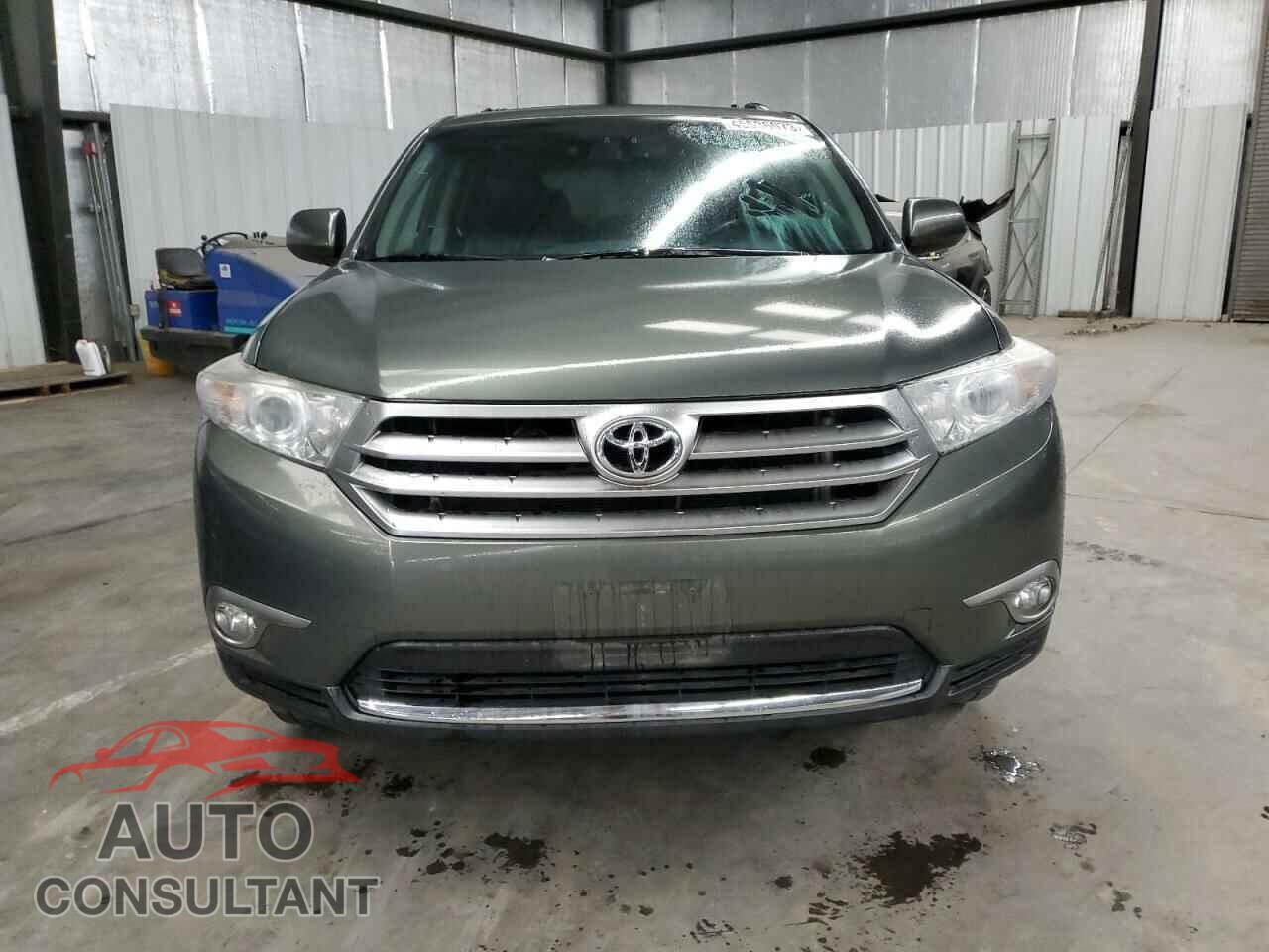 TOYOTA HIGHLANDER 2013 - 5TDZK3EH8DS126479