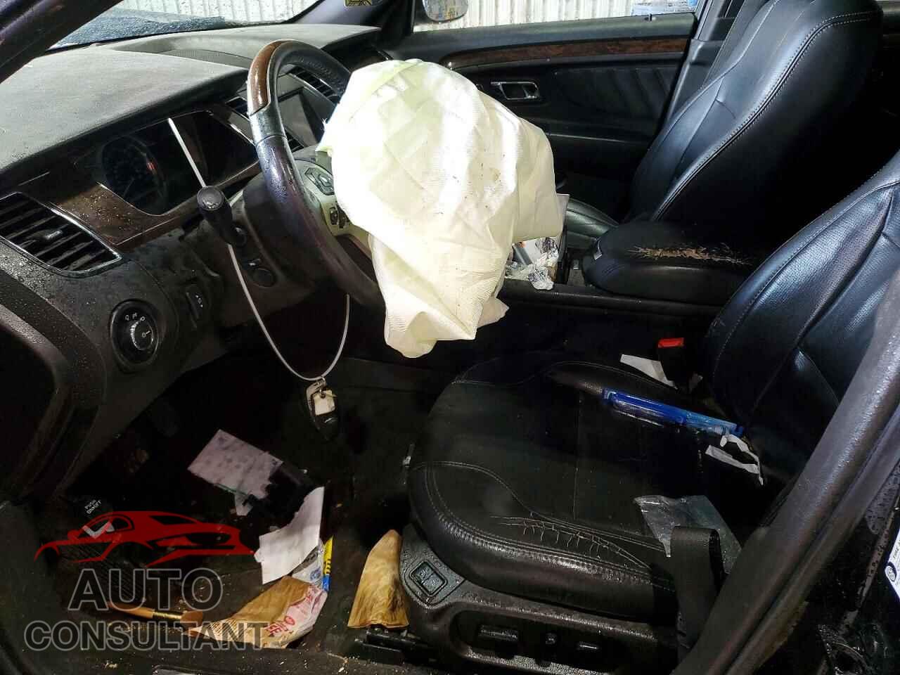 FORD TAURUS 2018 - 1FAHP2F86JG143668