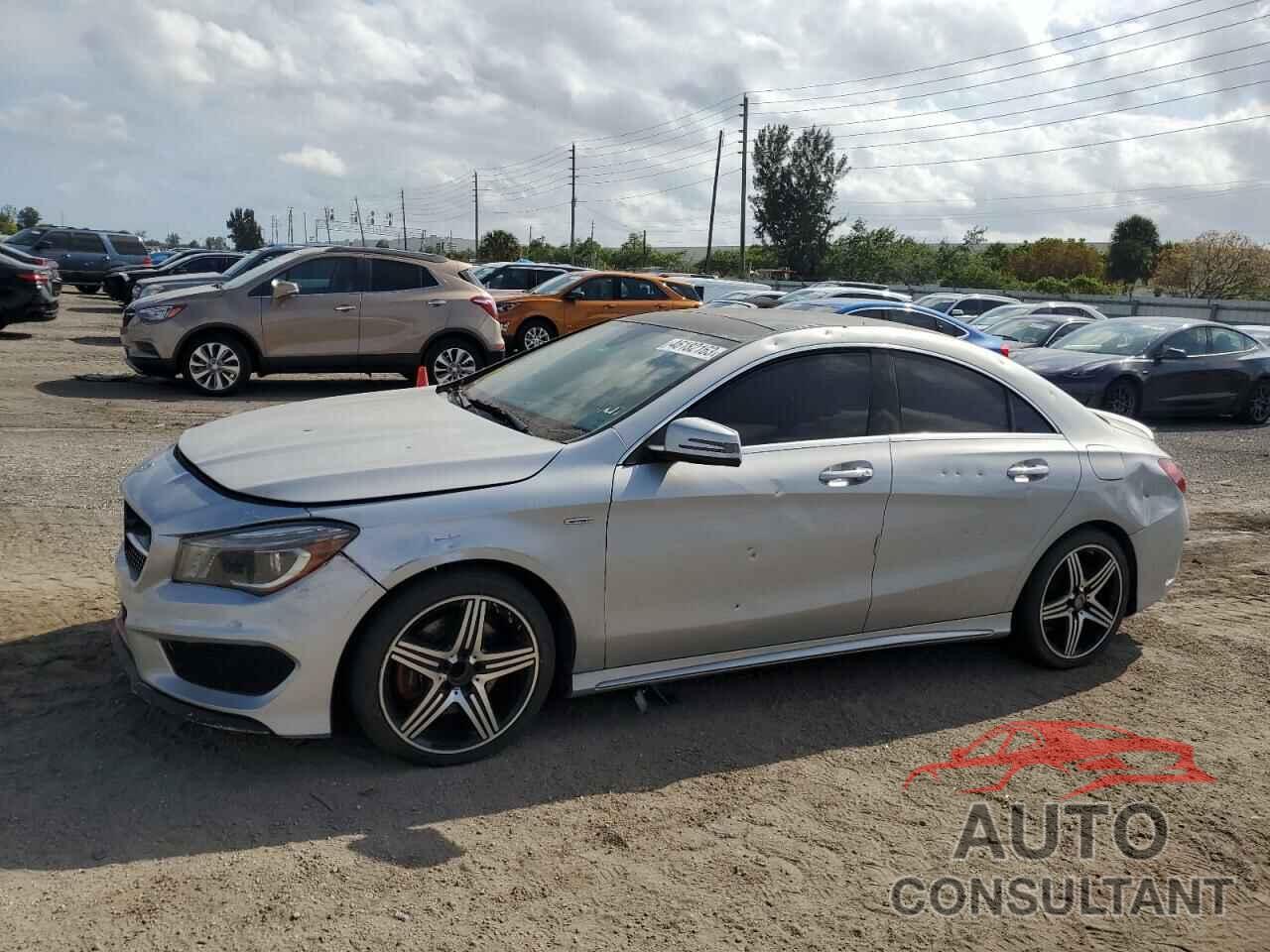 MERCEDES-BENZ CLA-CLASS 2015 - WDDSJ4EB6FN223619