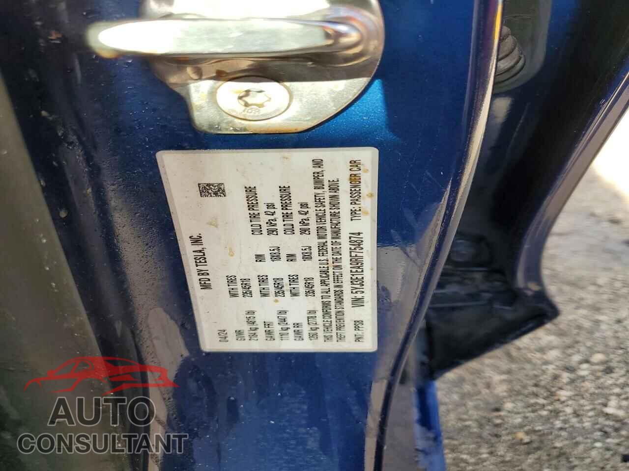 TESLA MODEL 3 2024 - 5YJ3E1EA9RF754874