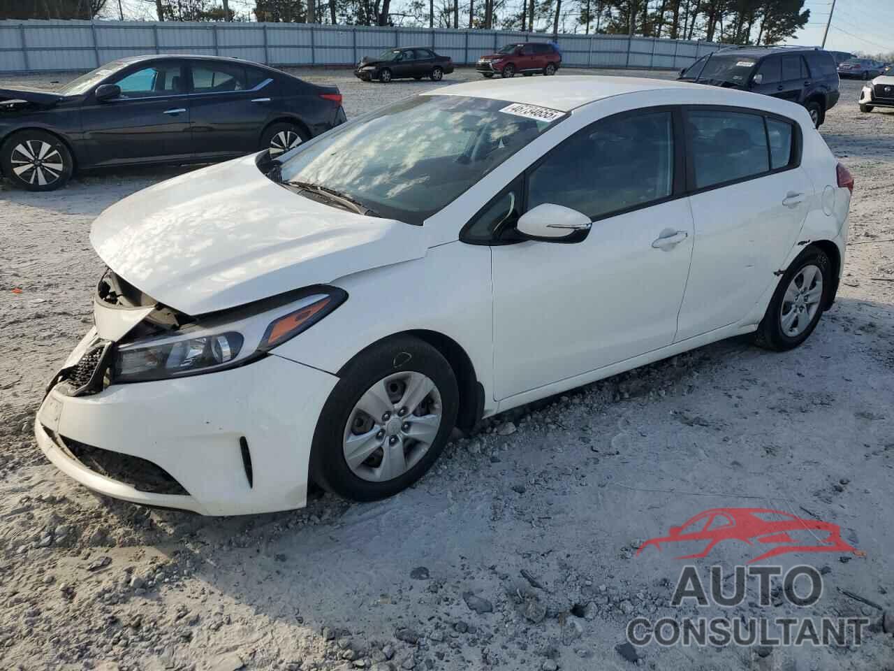 KIA FORTE 2017 - KNAFK5A8XH5704367