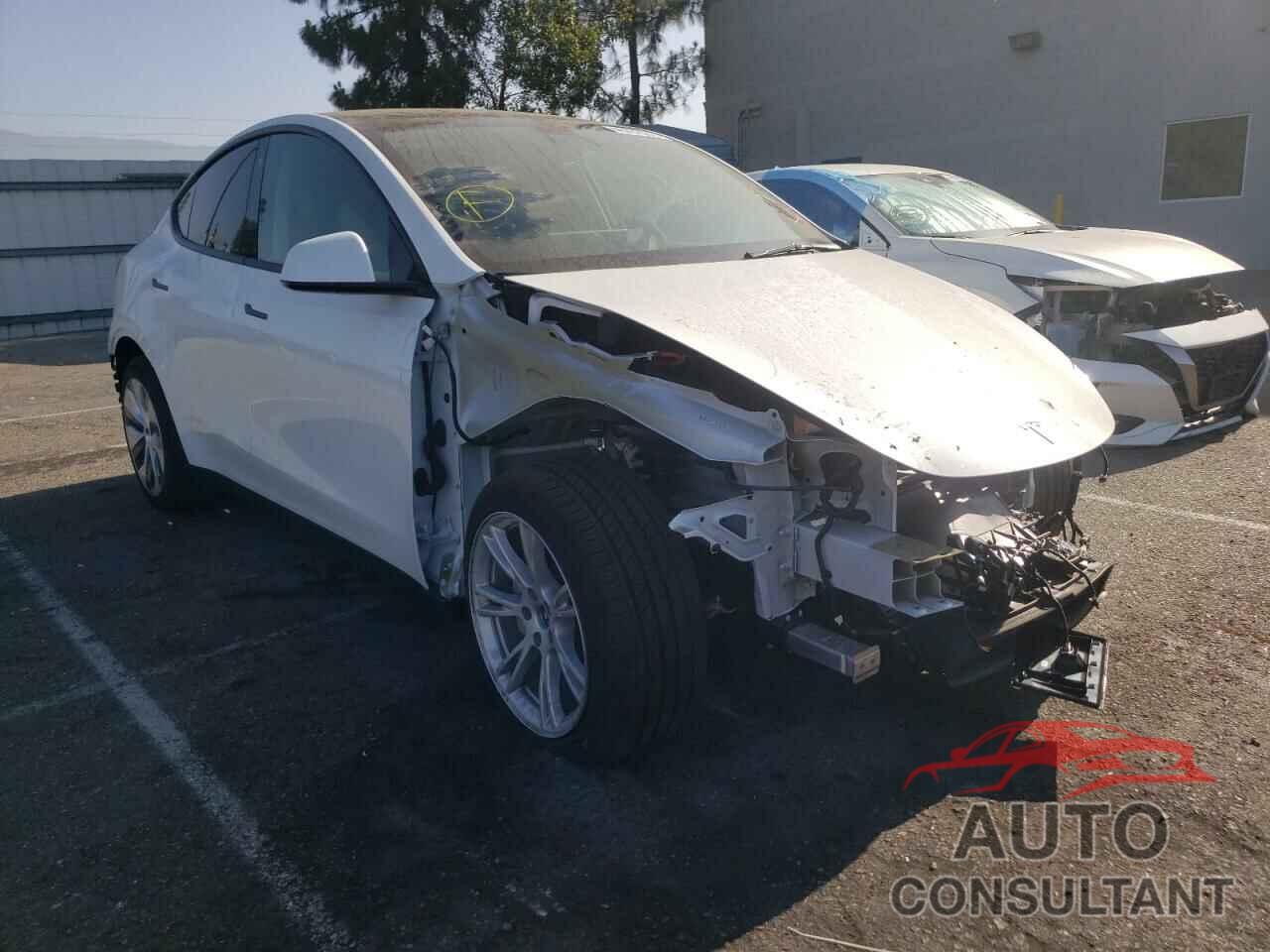TESLA MODEL Y 2022 - 7SAYGAEEXNF376533