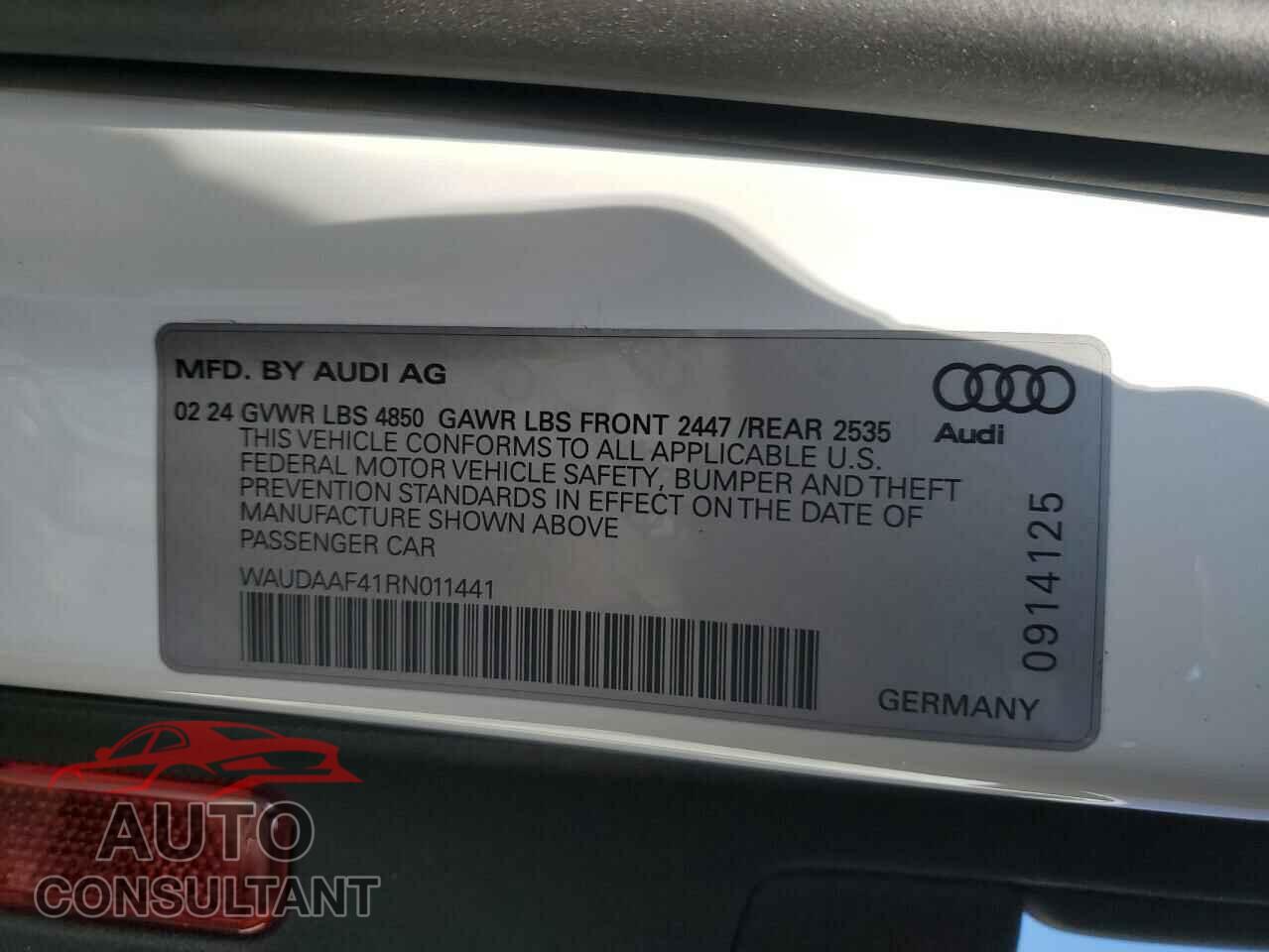 AUDI A4 2024 - WAUDAAF41RN011441