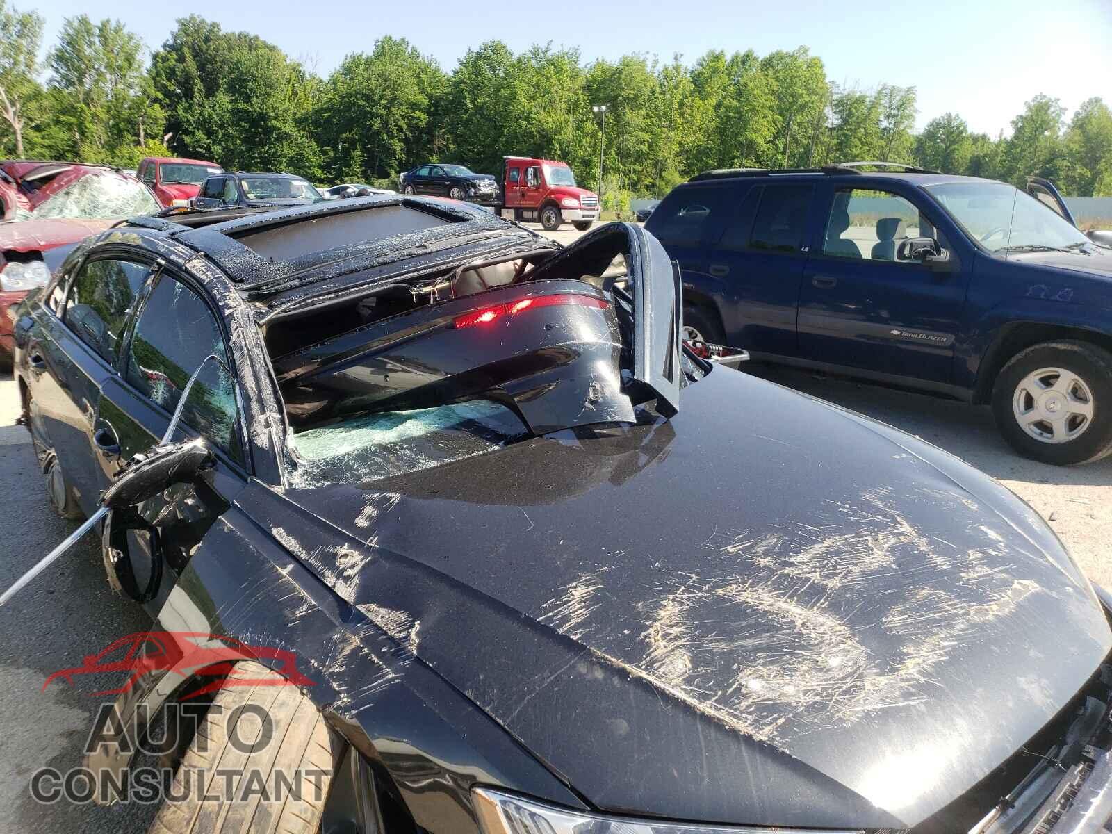 AUDI A8 2019 - WAU8DAF86KN003319