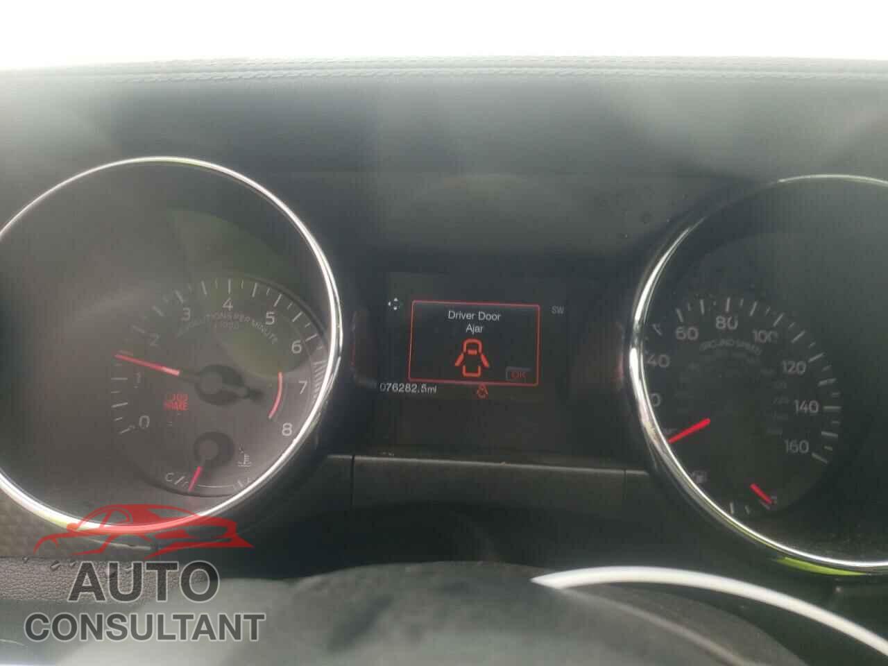 FORD MUSTANG 2017 - 1FA6P8CF1H5246595