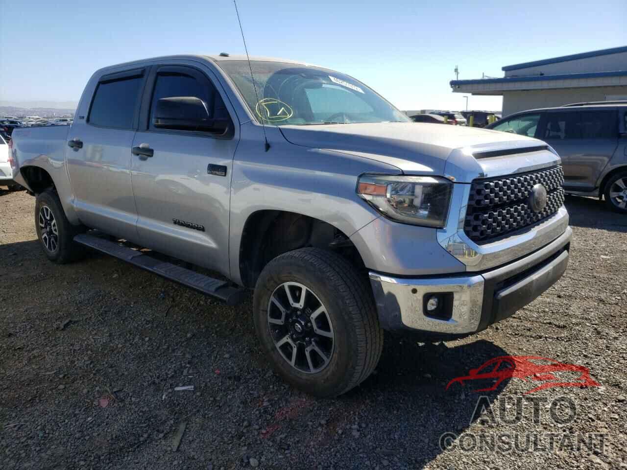 TOYOTA TUNDRA 2018 - 5TFDY5F15JX752485