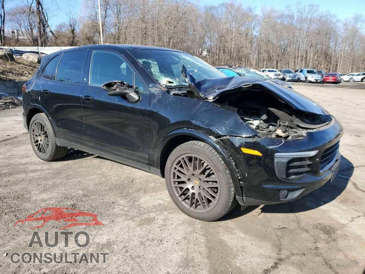 PORSCHE CAYENNE 2017 - WP1AA2A26HKA87169