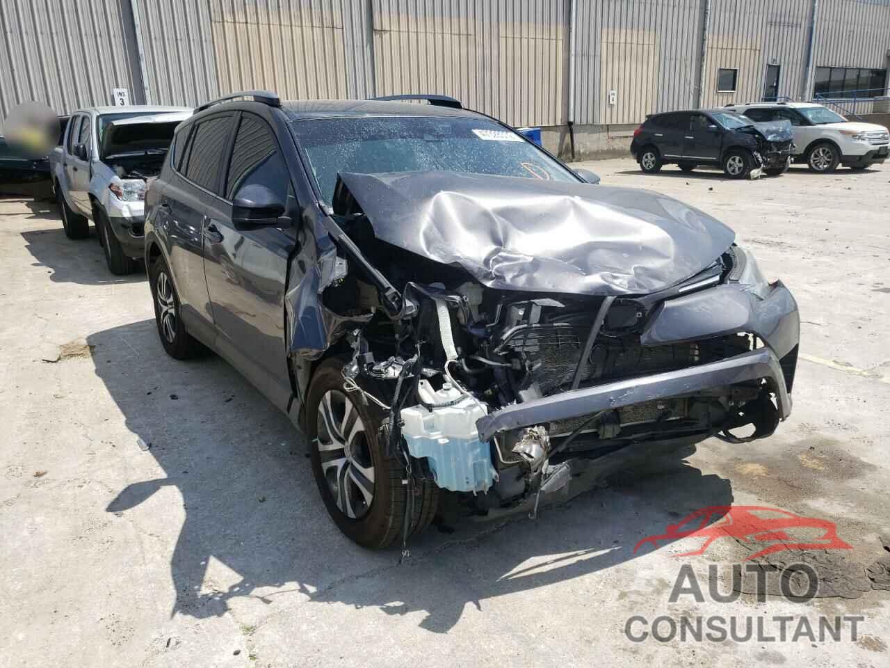 TOYOTA RAV4 2017 - JTMBFREV9HJ135676