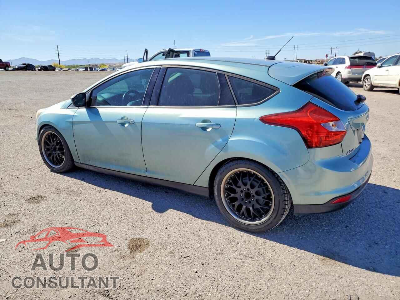 FORD FOCUS 2012 - 1FAHP3K25CL366771