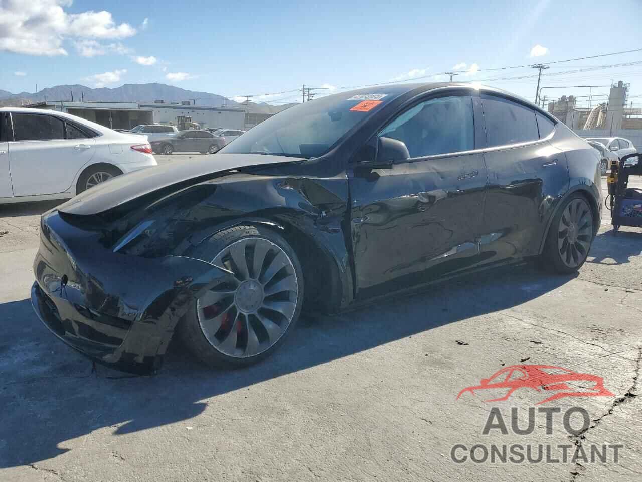 TESLA MODEL Y 2021 - 5YJYGDEF9MF215645