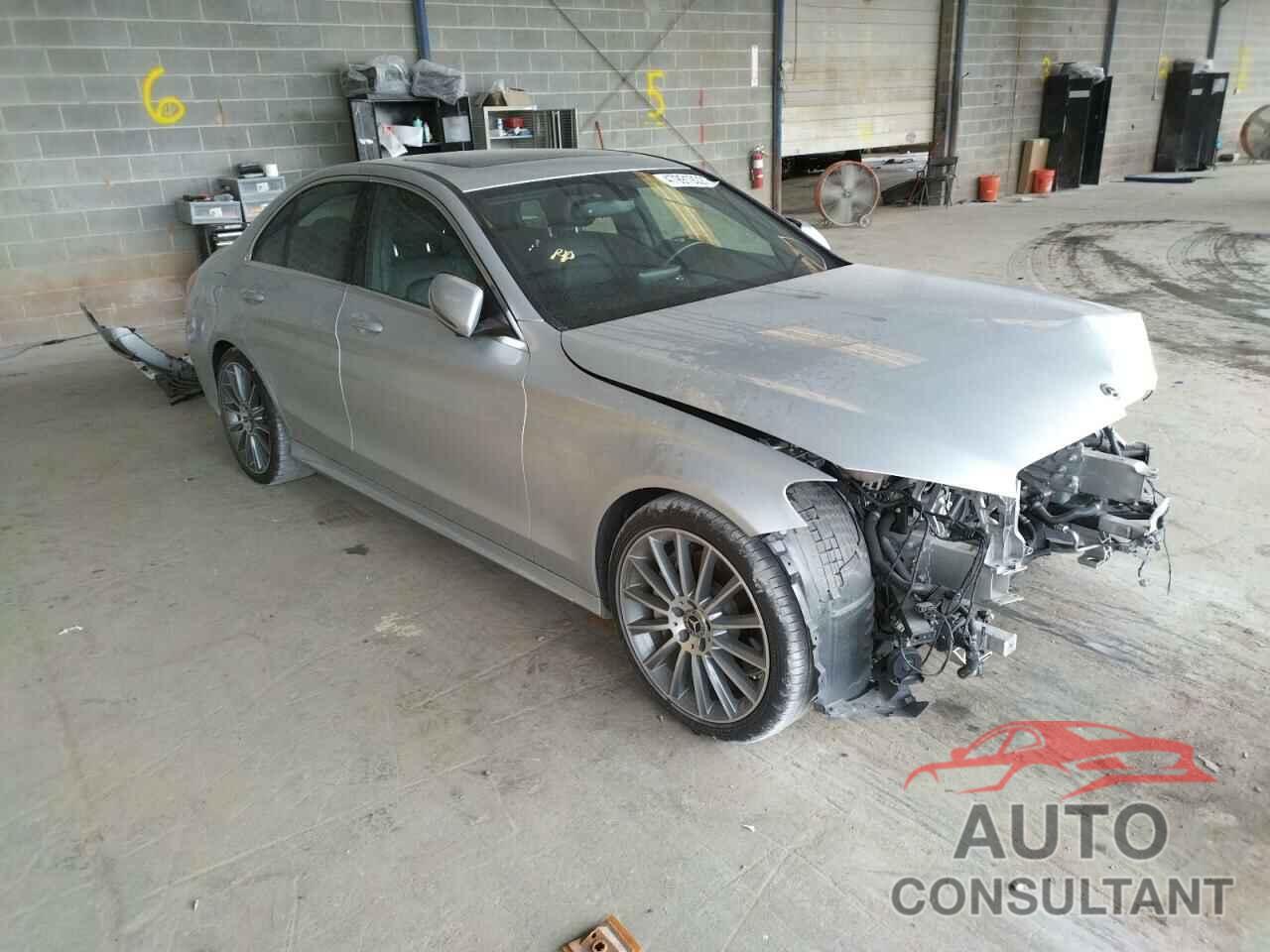 MERCEDES-BENZ C-CLASS 2018 - 55SWF4JB0JU246564
