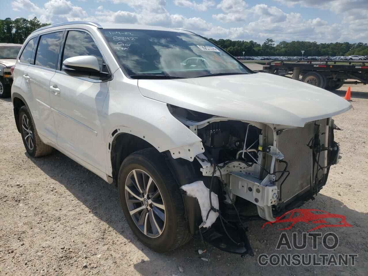 TOYOTA HIGHLANDER 2018 - 5TDKZRFH7JS534966