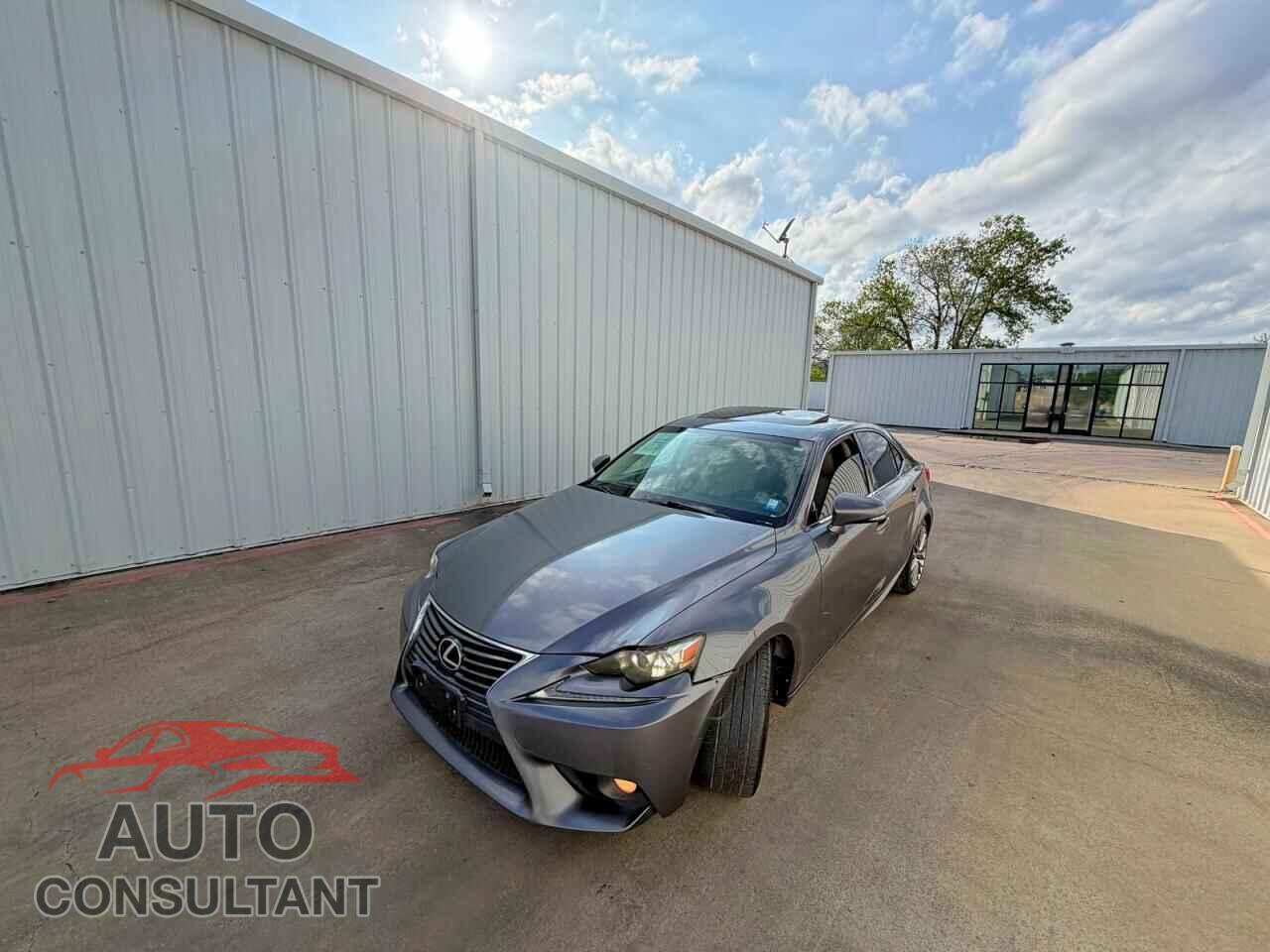 LEXUS IS 2014 - JTHBF1D29E5011886