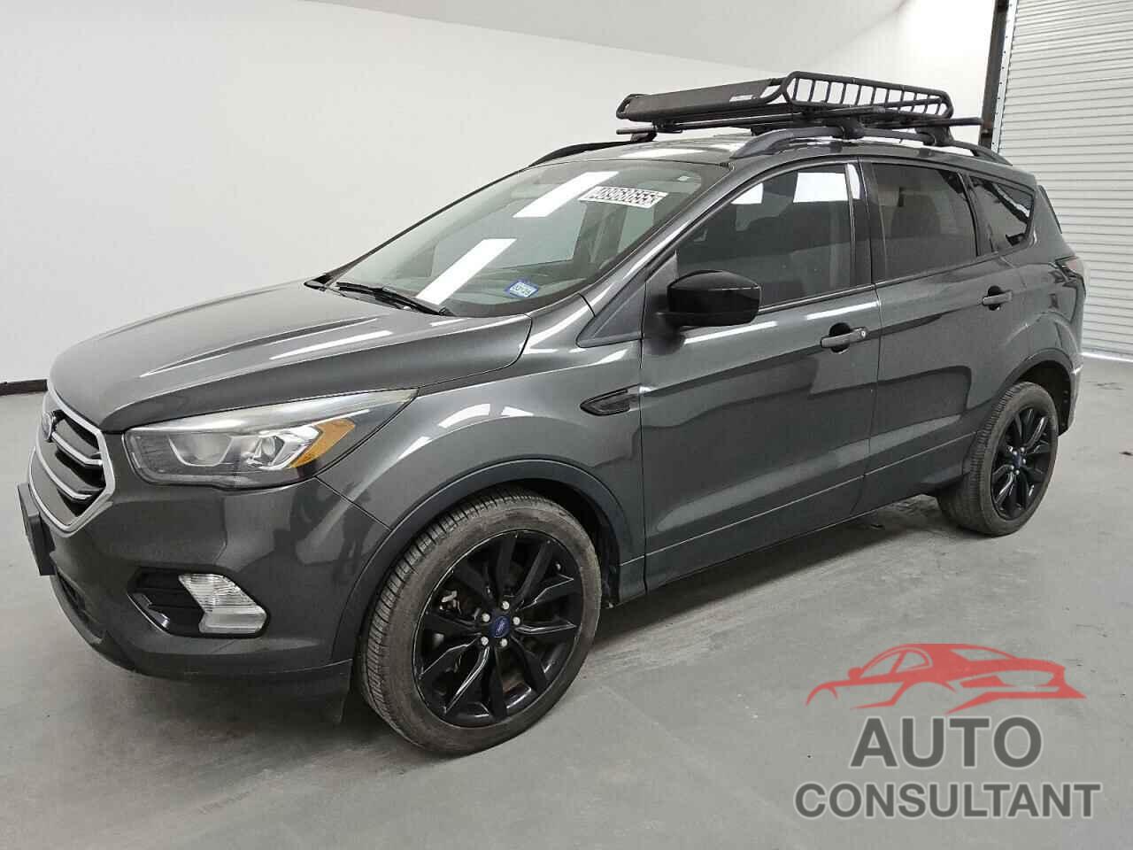 FORD ESCAPE 2017 - 1FMCU0G92HUC14591