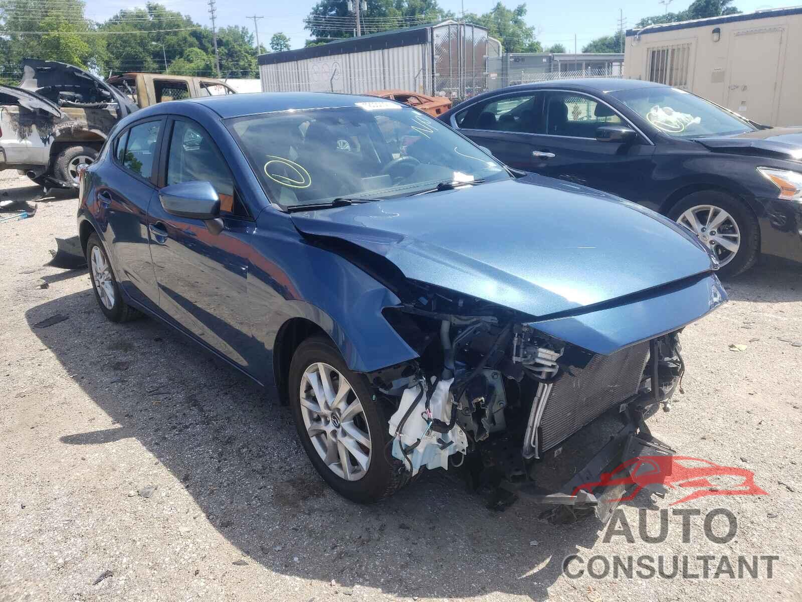 MAZDA 3 2017 - 3MZBN1K76HM126122