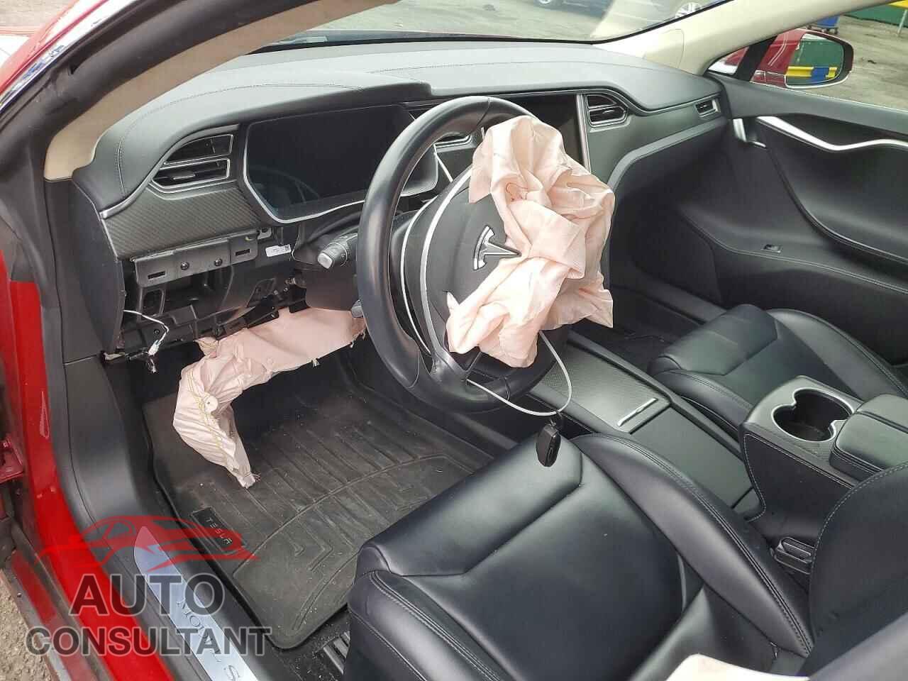 TESLA MODEL S 2017 - 5YJSA1E27HF213515