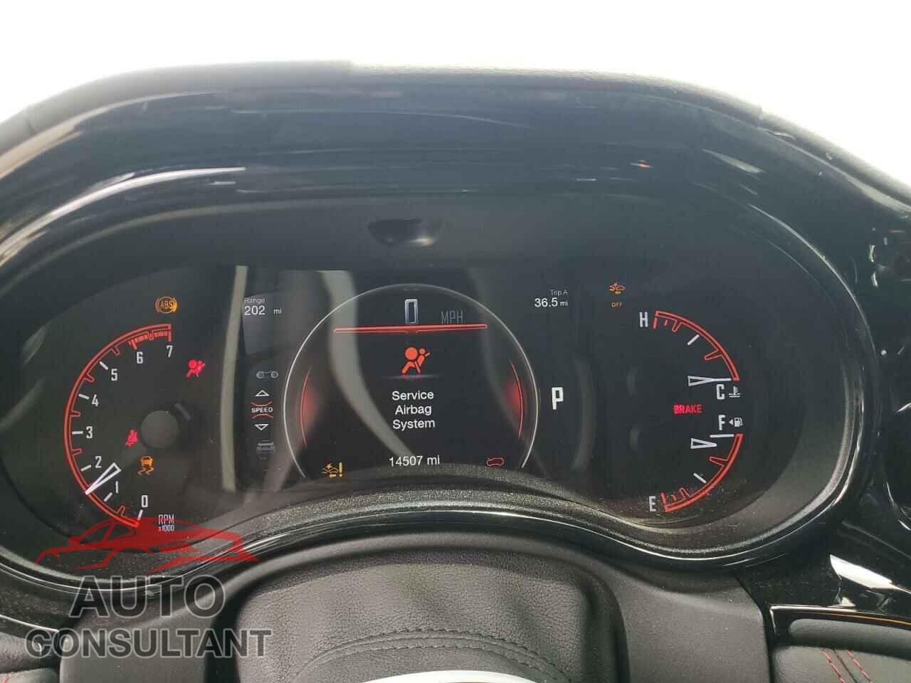 DODGE DURANGO 2023 - 1C4SDHCT3PC634669