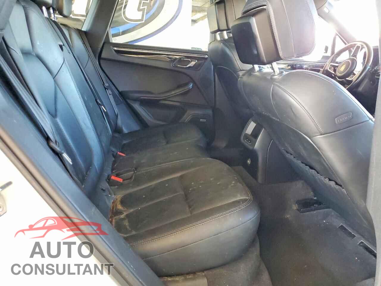 PORSCHE MACAN 2015 - WP1AB2A57FLB43165