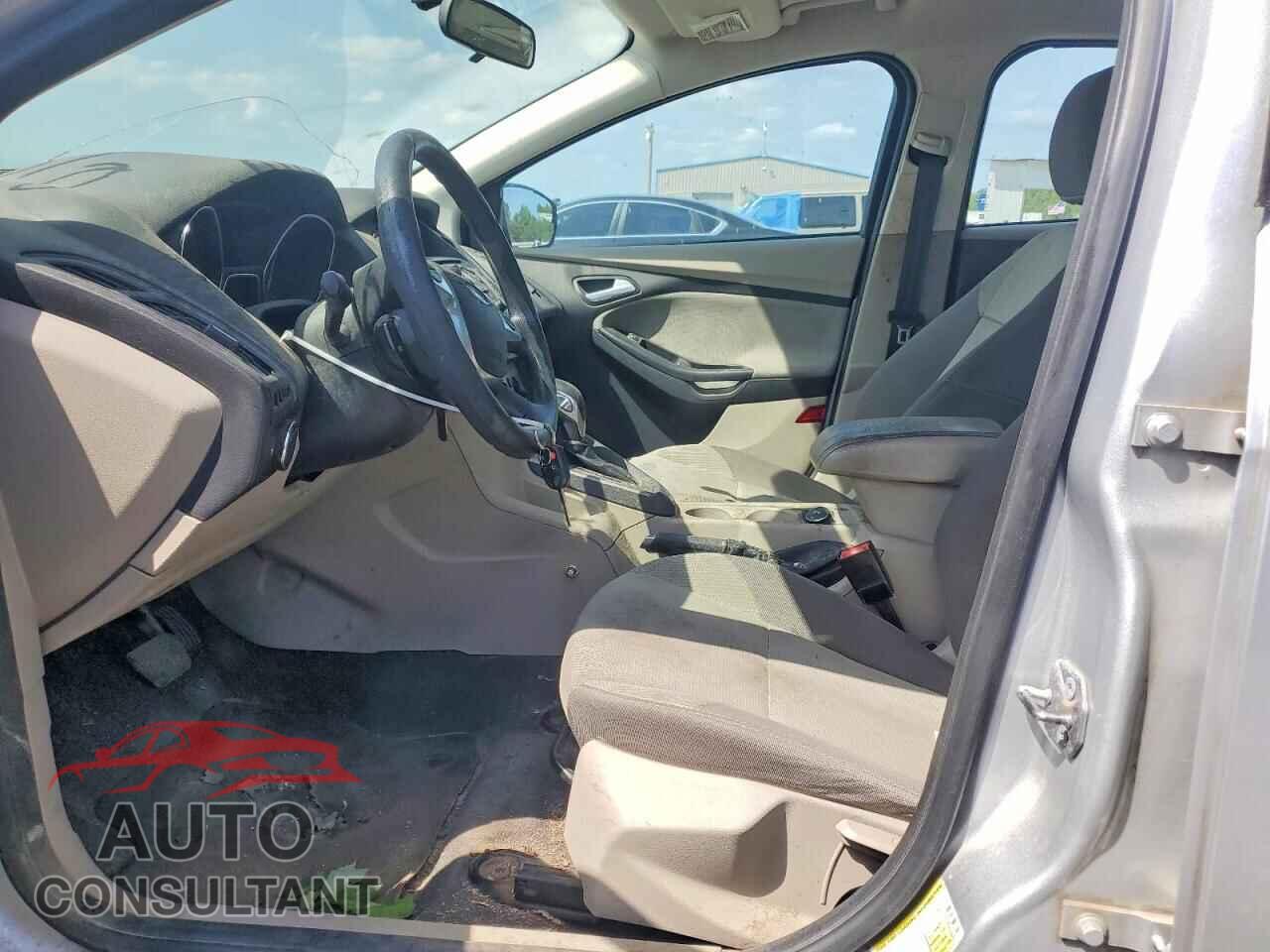 FORD FOCUS 2014 - 1FADP3F28EL410208