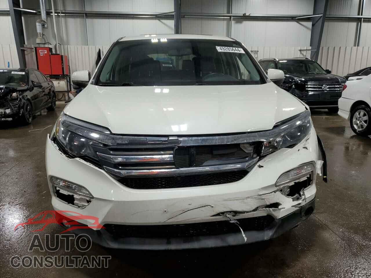 HONDA PILOT 2017 - 5FNYF6H50HB087061
