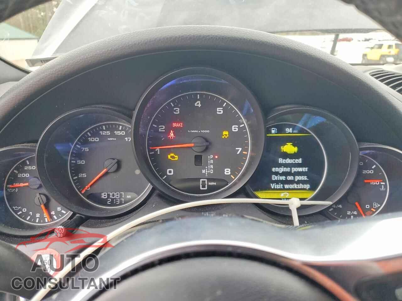 PORSCHE CAYENNE 2016 - WP1AA2A27GLA02350