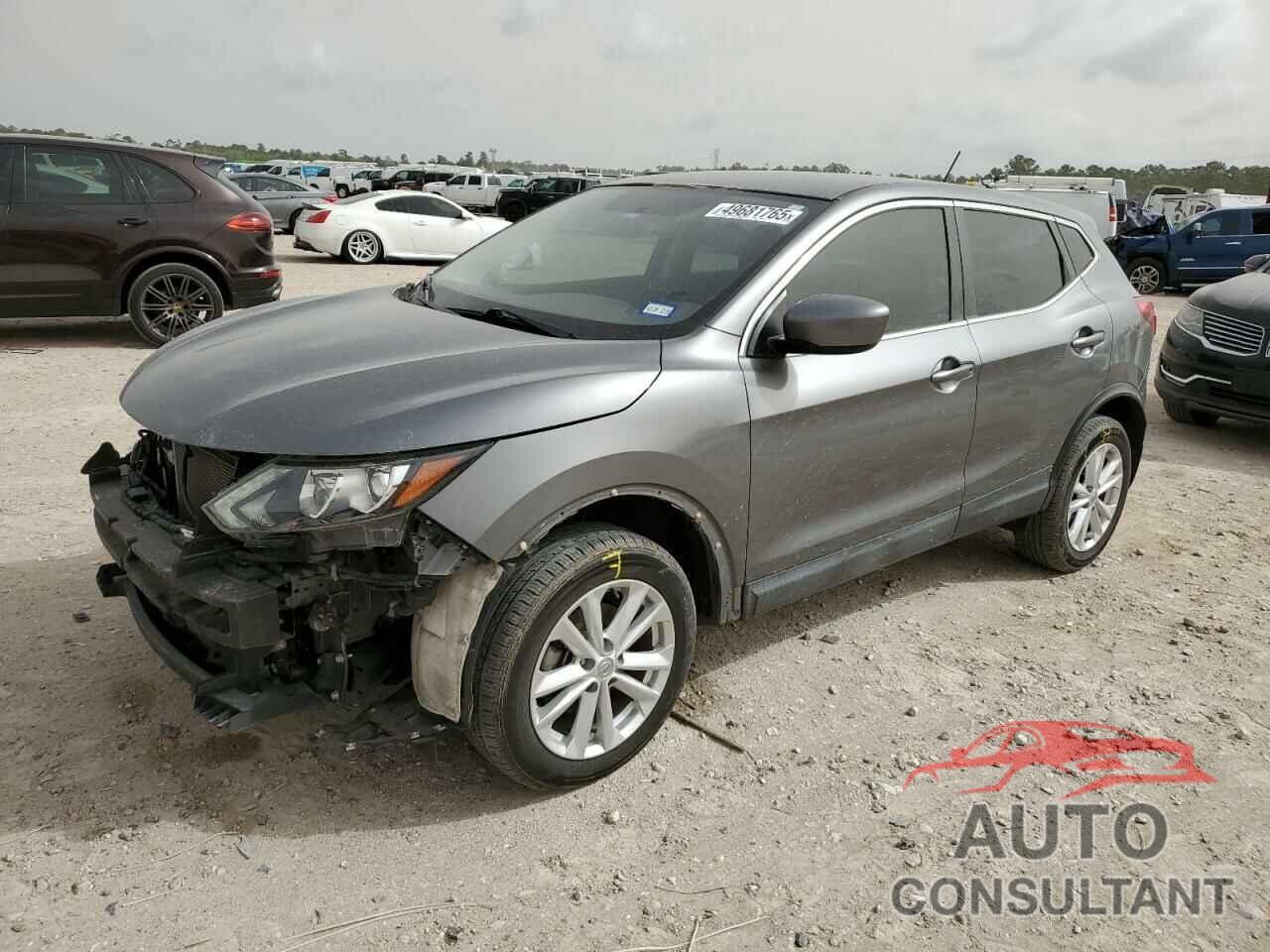 NISSAN ROGUE 2017 - JN1BJ1CP1HW022671
