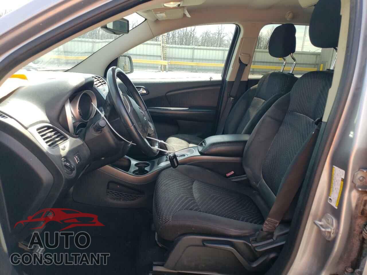DODGE JOURNEY 2015 - 3C4PDCBG4FT692743