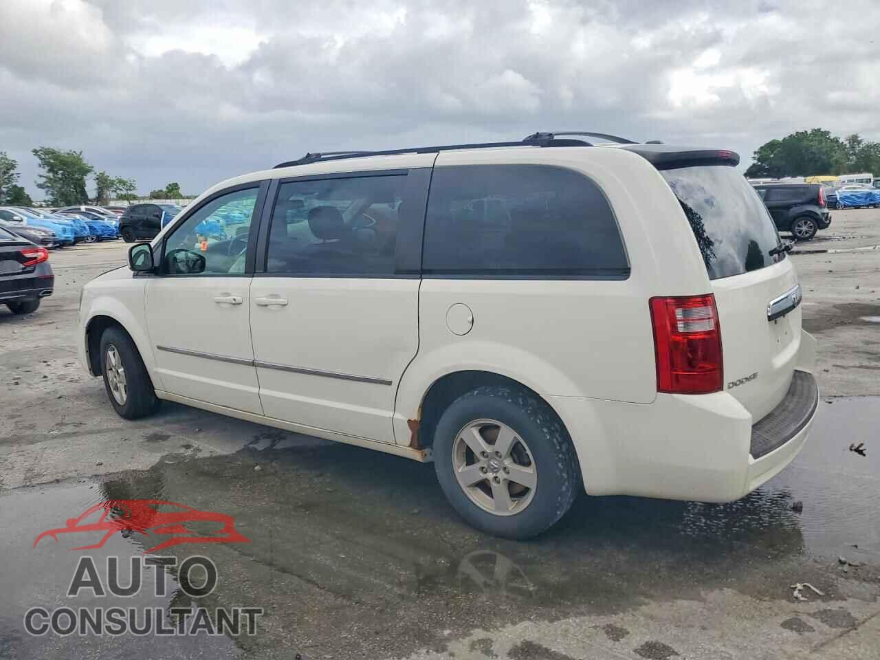 DODGE CARAVAN 2010 - 2D4RN5D11AR211582