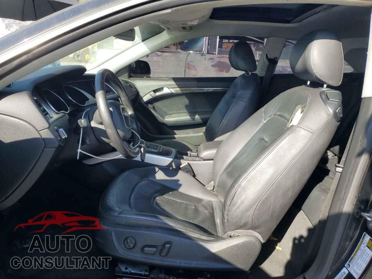 AUDI A5 2011 - WAUCFAFR6BA061399