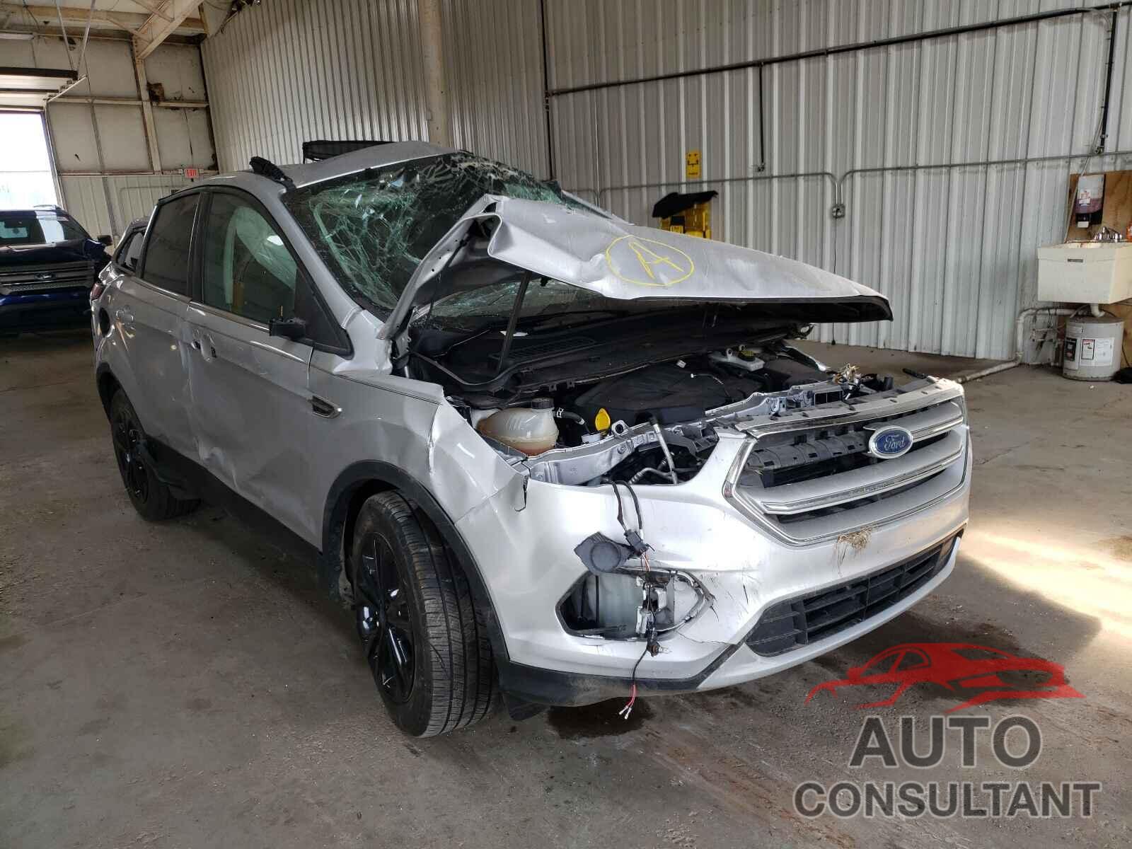 FORD ESCAPE 2018 - 1FMCU0GD6JUC45451
