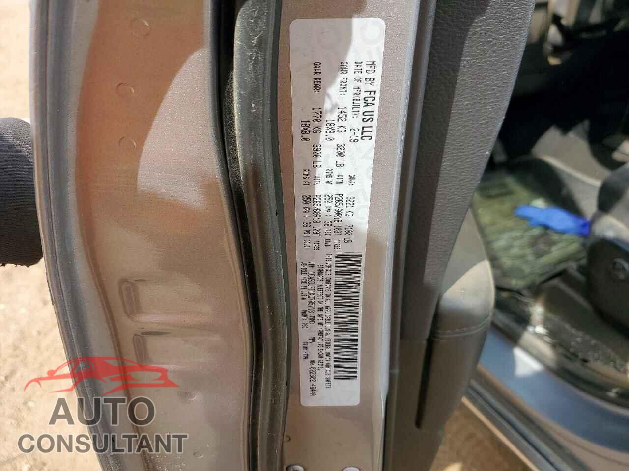 DODGE DURANGO 2019 - 1C4SDJFT1KC705718