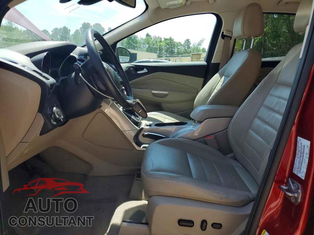 FORD ESCAPE 2013 - 1FMCU0H9XDUC70528