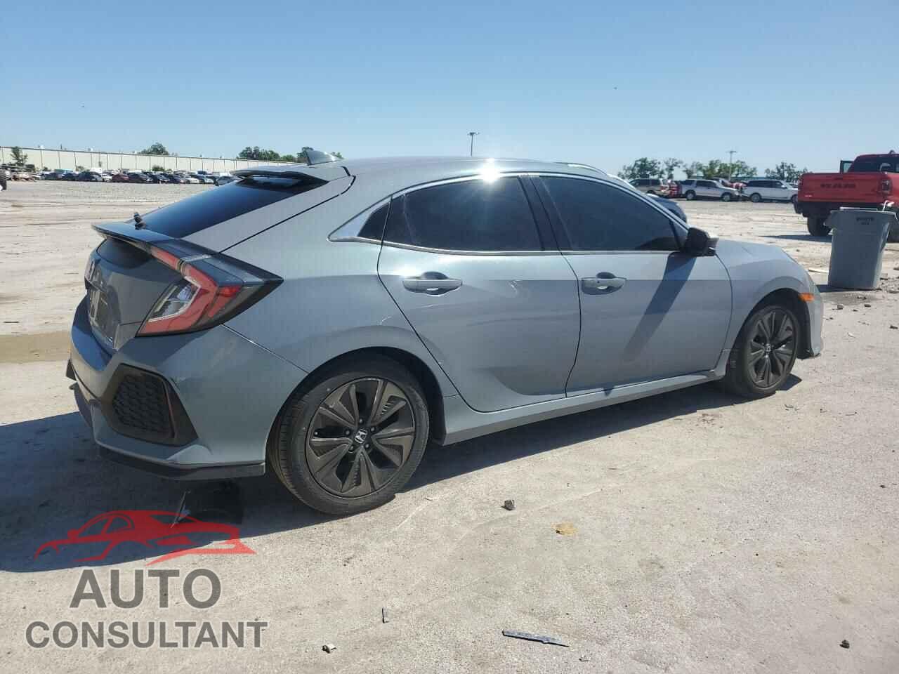 HONDA CIVIC 2018 - SHHFK7H54JU229151