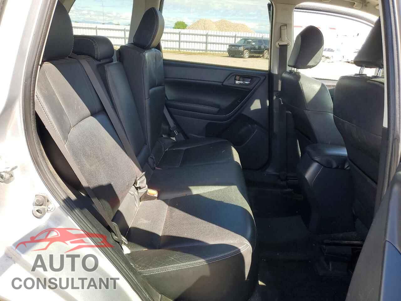SUBARU FORESTER 2015 - JF2SJAHC3FH568832