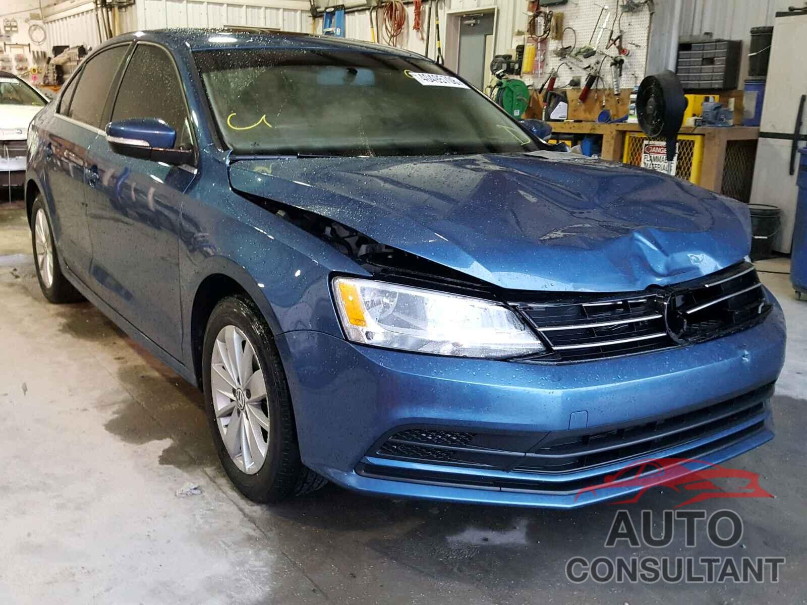 VOLKSWAGEN JETTA 2015 - 3VWLA7AJ2FM325990