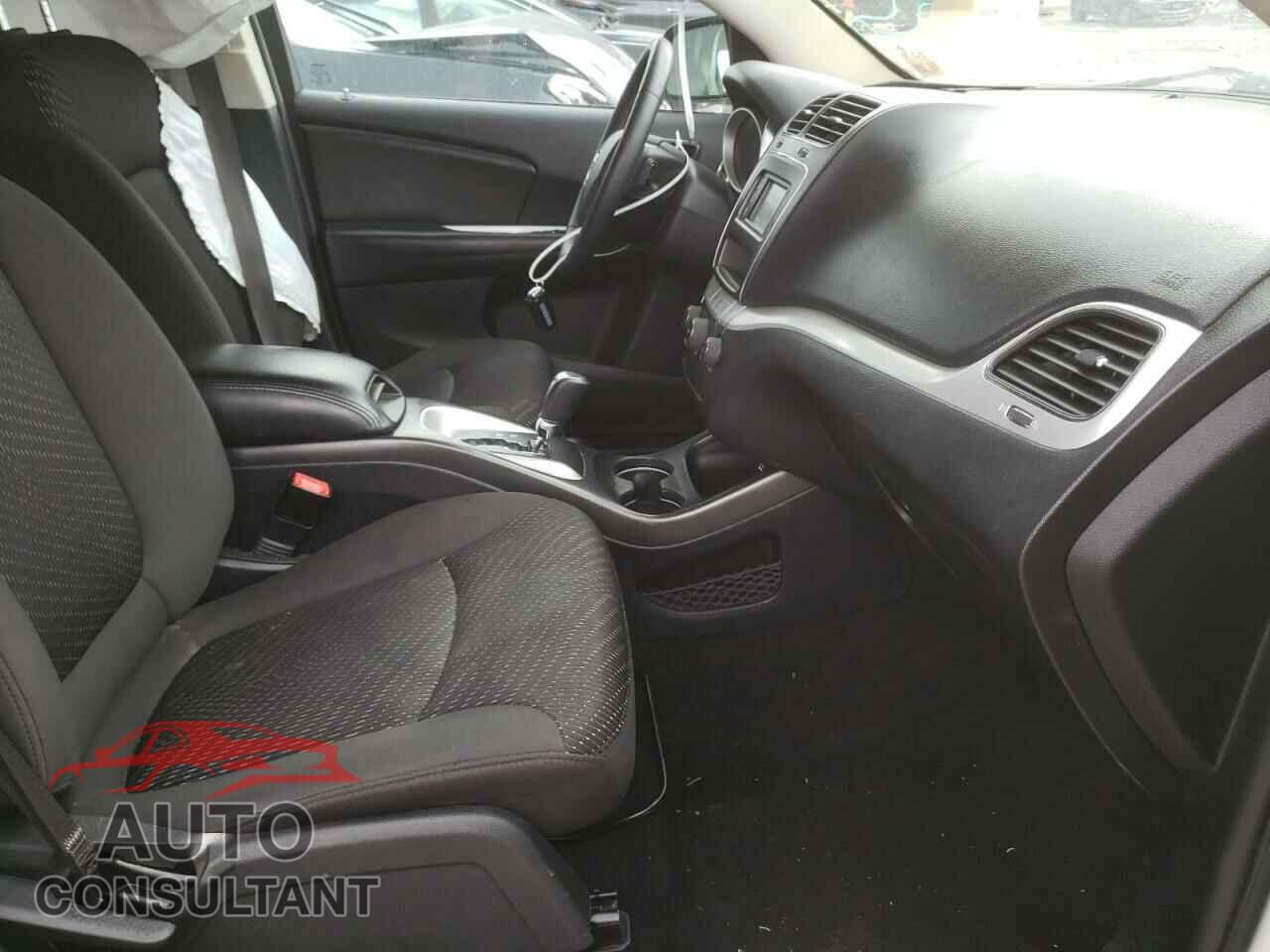 DODGE JOURNEY 2017 - 3C4PDCBB7HT557196