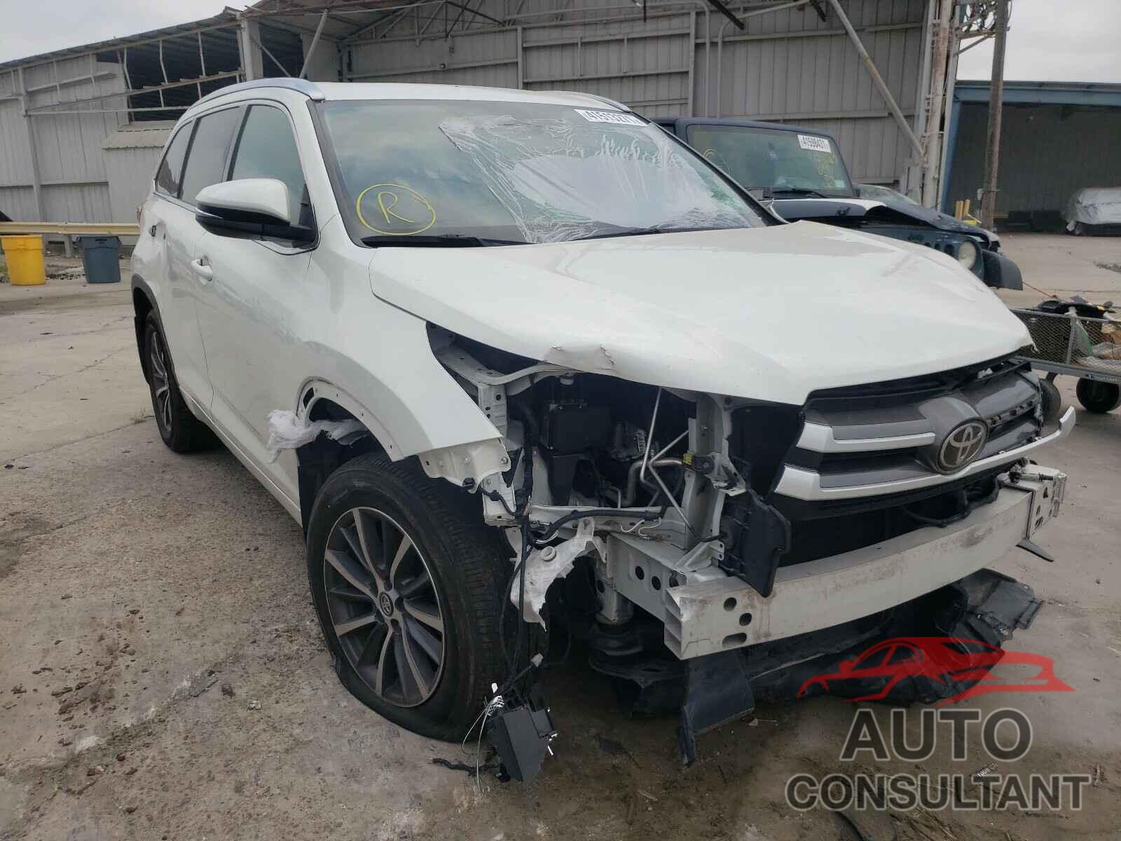 TOYOTA HIGHLANDER 2018 - 5TDJZRFH7JS527298