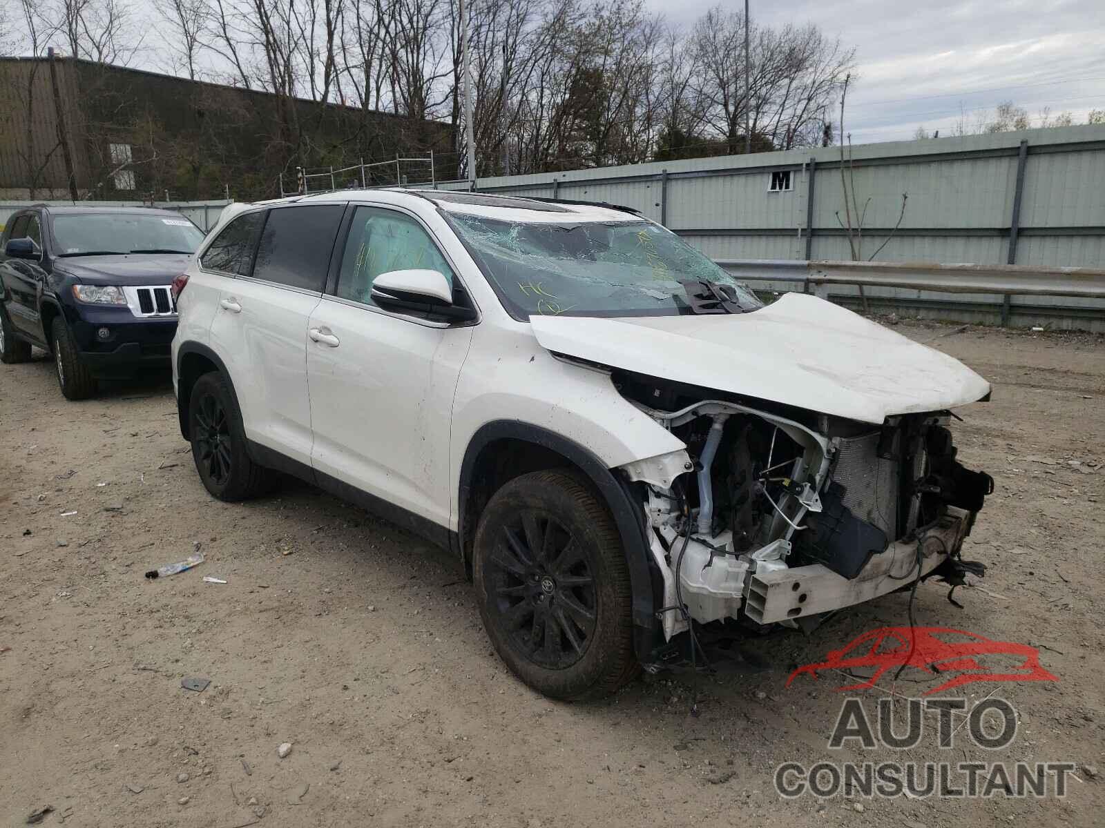 TOYOTA HIGHLANDER 2019 - 5TDJZRFH5KS585153