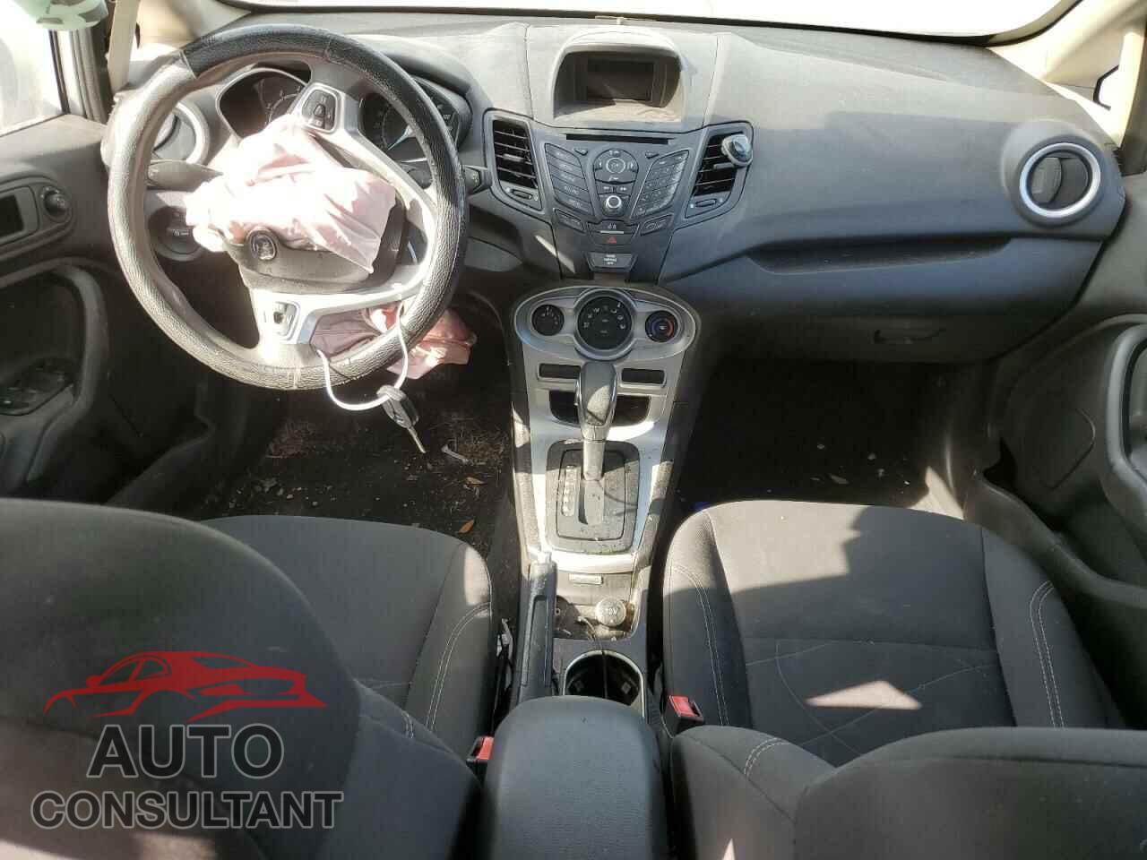 FORD FIESTA 2019 - 3FADP4EJ9KM143847