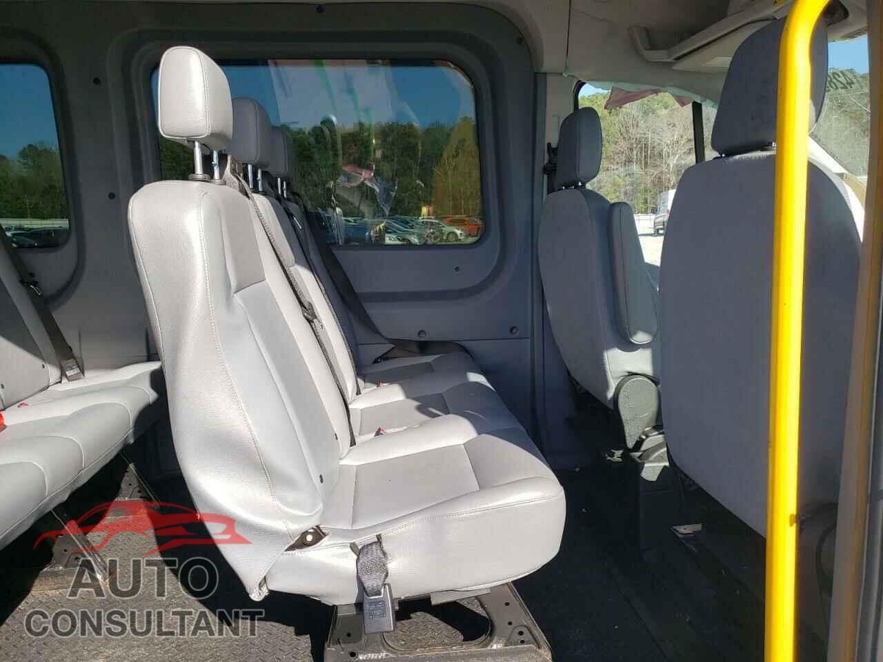 FORD TRANSIT 2019 - 1FTYE2CM4KKB72442