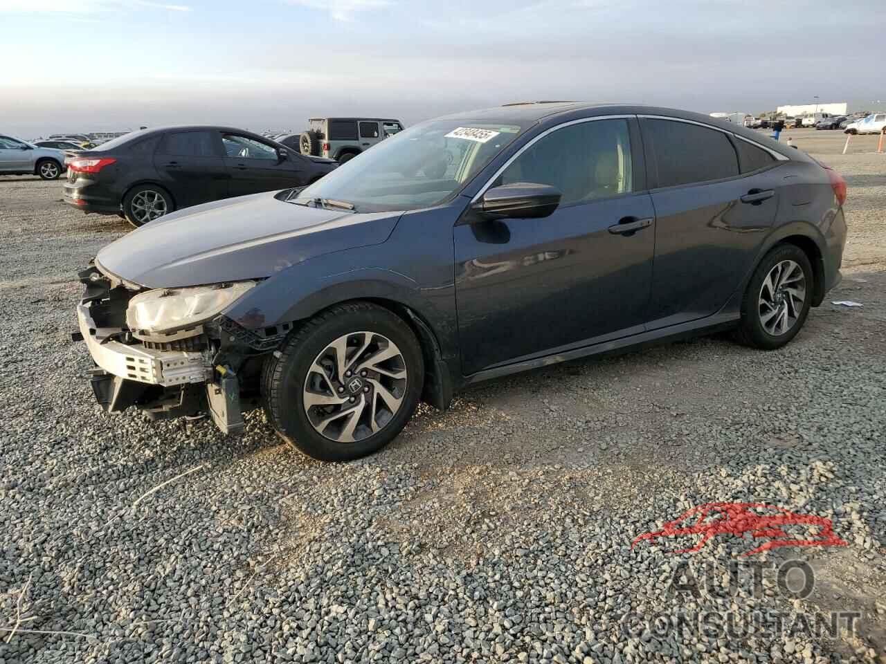HONDA CIVIC 2018 - 2HGFC2F70JH548693