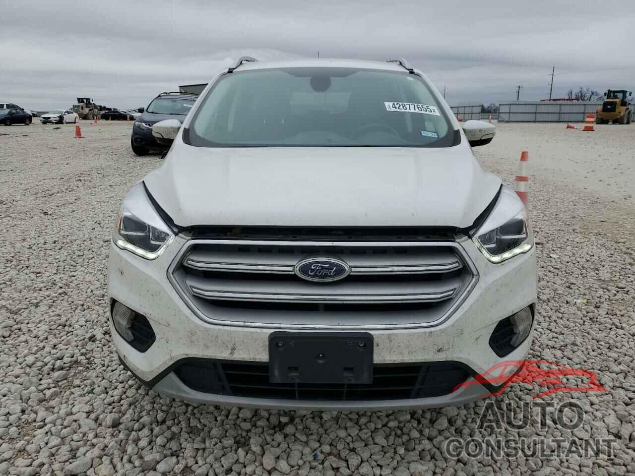 FORD ESCAPE 2019 - 1FMCU0J95KUA46820