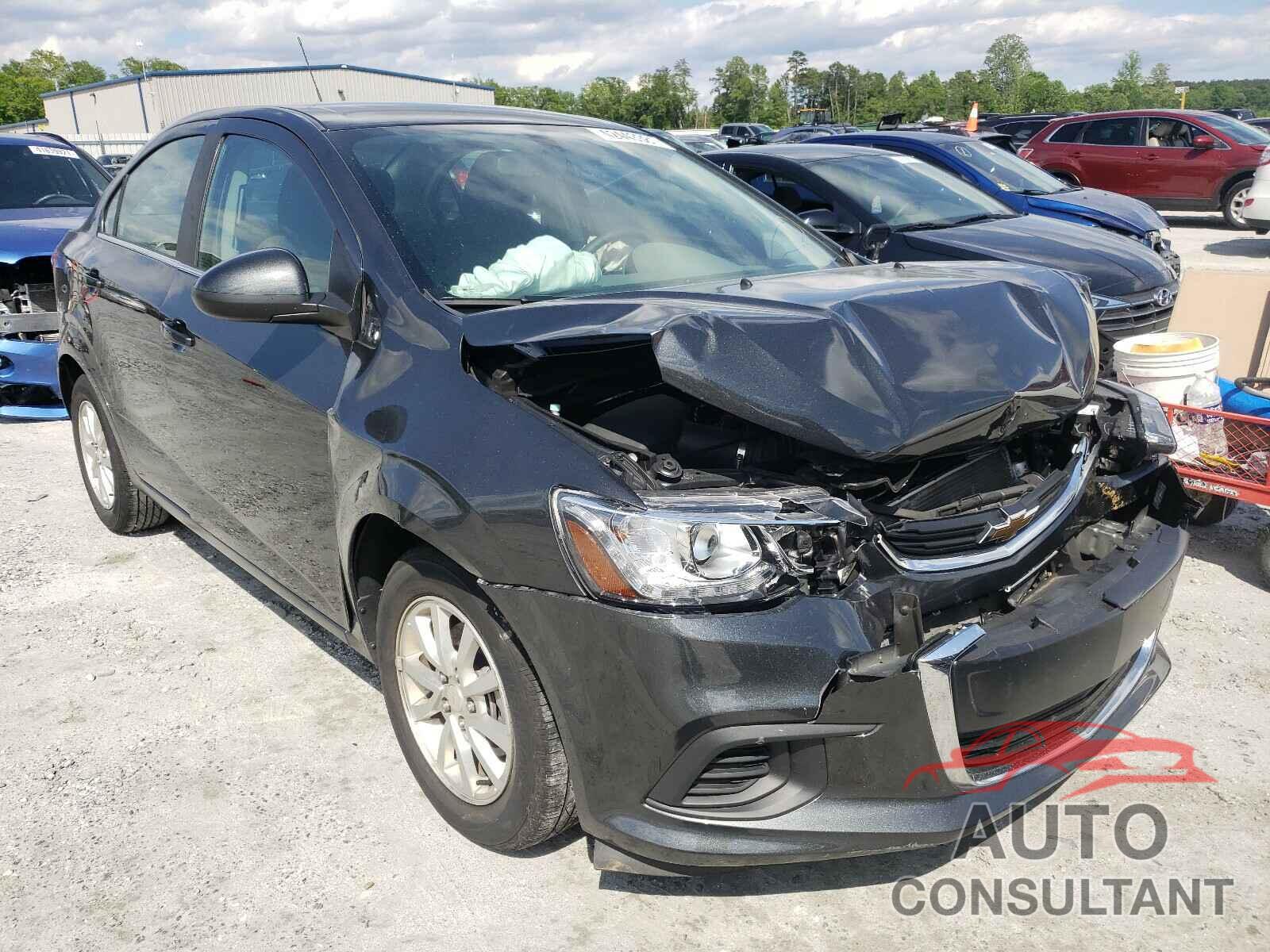 CHEVROLET SONIC 2019 - 1G1JD5SBXK4144051