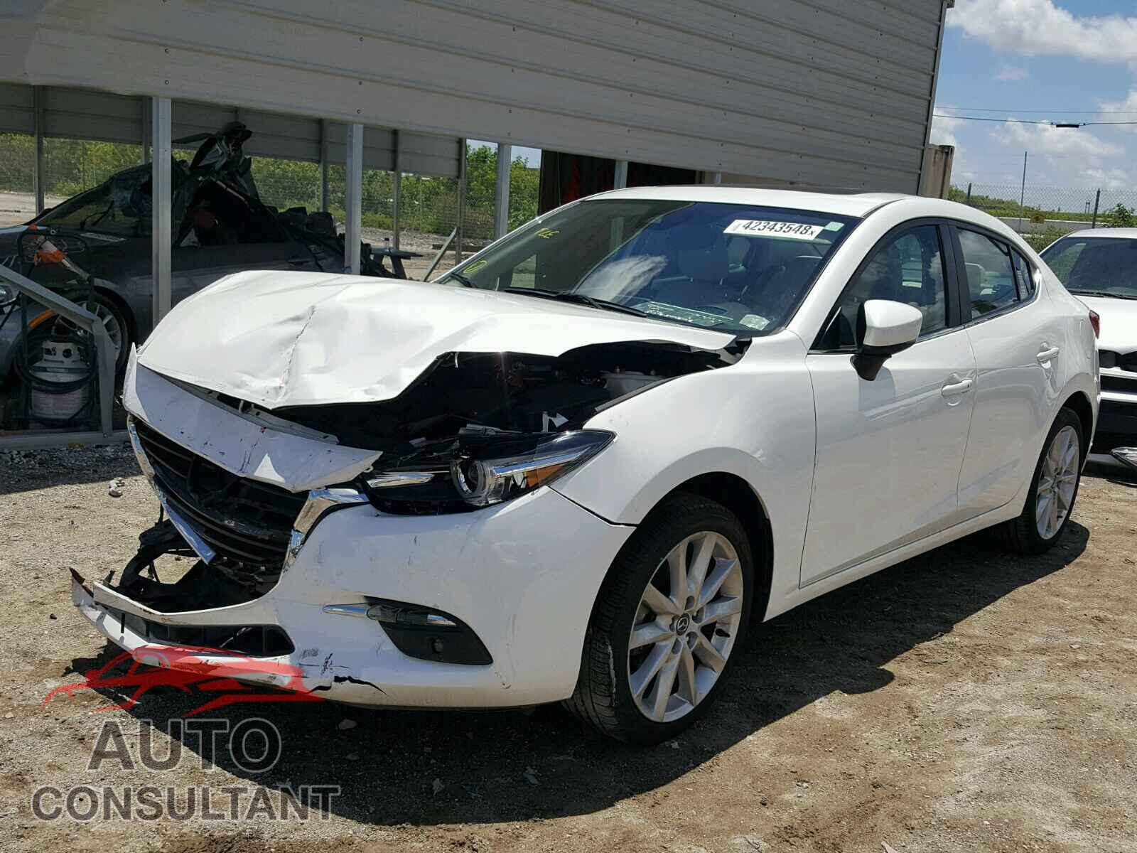 MAZDA 3 2017 - 3MZBN1W36HM132297