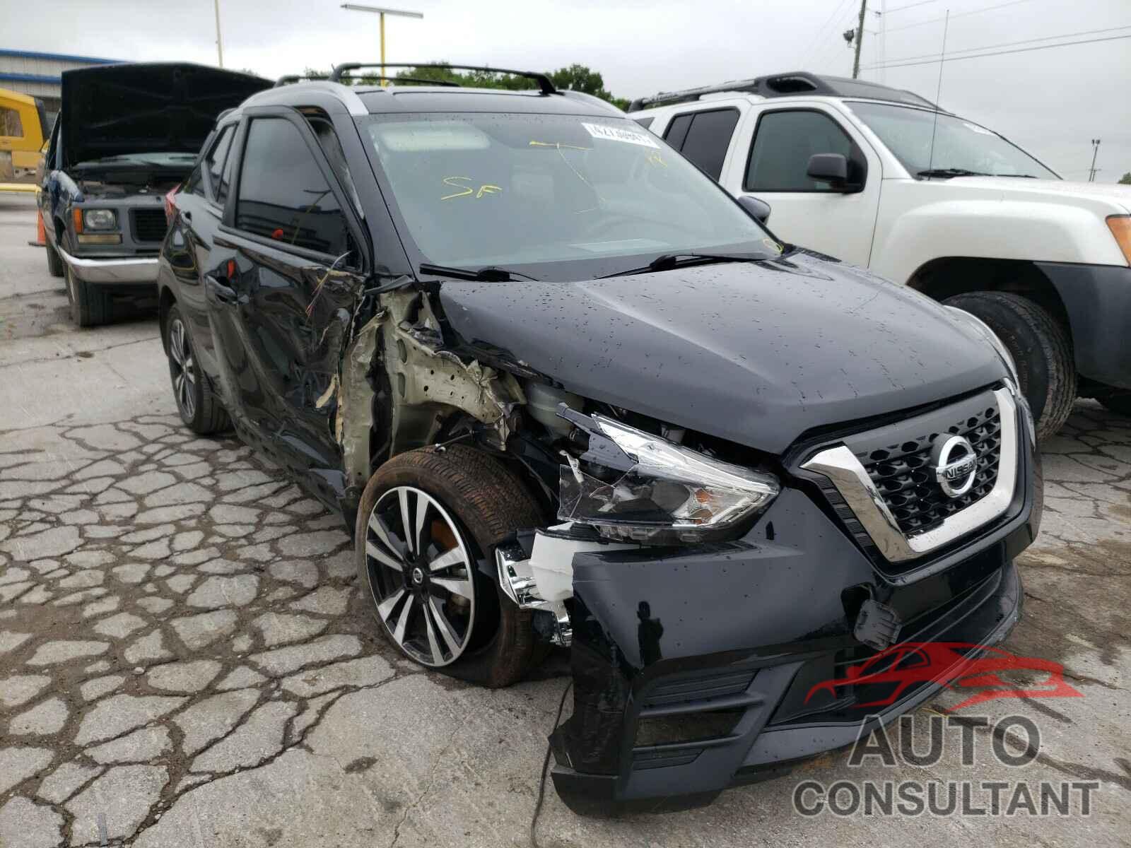 NISSAN KICKS 2018 - 3N1CP5CU6JL527214