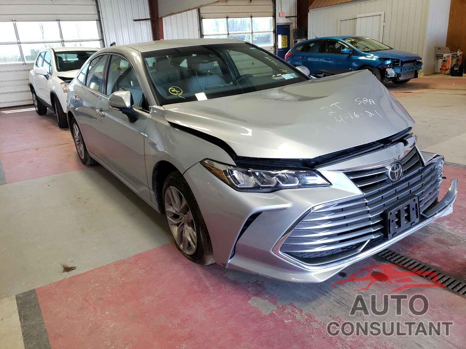 TOYOTA AVALON 2021 - 4T1JZ1FB0MU063831